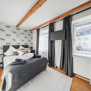 Innsbruck City Chalet Apartahotel